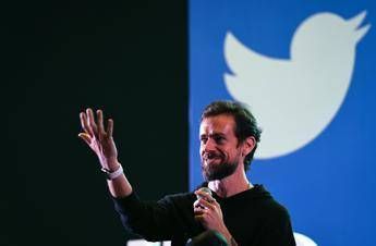 Twitter, da Jack Dorsey 1 miliardo di dollari contro coronavirus Twitter, da Jack Dorsey 1 miliardo di dollari contro coronavirus