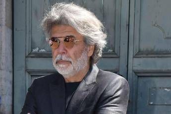 Roy De Vita: Un fake mi sta rovinando la vita Roy De Vita: Un fake mi sta rovinando la vita