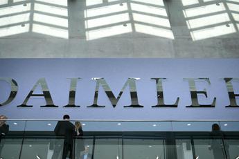 Daimler pagherà maxi-multa da 870 mln per dieselgate
