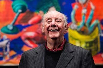 Dario Fo si confronta con Darwin e presenta a Milano la sua nuova opera Dario Fo si confronta con Darwin e presenta a Milano la sua nuova opera