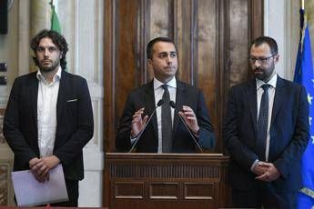Di Maio fissa i paletti M5S: O meglio tornare al voto Di Maio fissa i paletti M5S: O meglio tornare al voto