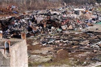 Rifiuti Roma, caos M5S su nuova discarica