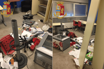 Foibe, collettivi Torino devastano aula Campus Einaudi Foibe, collettivi Torino devastano aula Campus Einaudi
