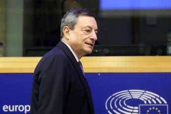 Draghi: A dicembre stop QE Draghi: A dicembre stop QE