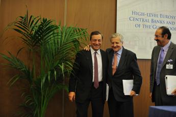 Trichet: Bene Draghi, colmare gap tecnologico e puntare su istruzione