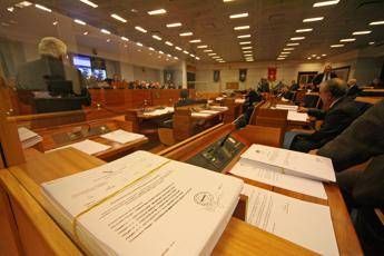 Professioni: 2,3 mln iscritti ad albi Professioni: 2,3 mln iscritti ad albi