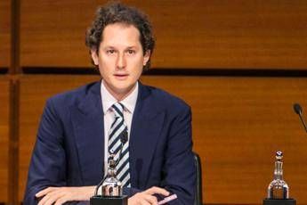 Fca, John Elkann e il cda rinunciano a compenso fino a fine anno