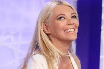 Eleonora Daniele presto mamma, l'annuncio in diretta Eleonora Daniele presto mamma, l'annuncio in diretta