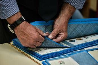 Legge elettorale, prove di dialogo Pd-M5S Legge elettorale, prove di dialogo Pd-M5S