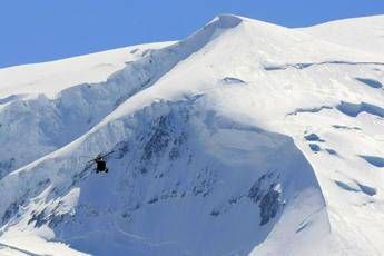 St. Moritz, morto uomo travolto da slavina St. Moritz, morto uomo travolto da slavina