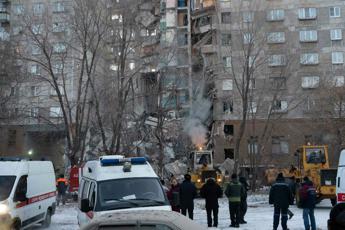 Palazzo crollato Russia, bimbo di 11 mesi trovato vivo