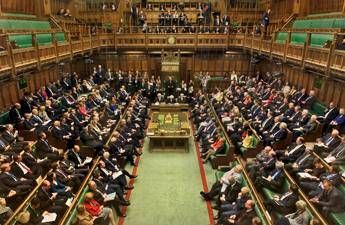 Scandalo consulenze d'oro in Gb, carriera finita per gli ex ministri degli Esteri Straw e Rifkind Scandalo consulenze d'oro in Gb, carriera finita per gli ex ministri degli Esteri Straw e Rifkind