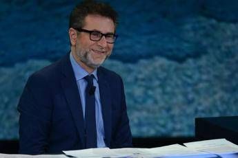 Fazio dice sì a taglio stipendio Fazio dice sì a taglio stipendio