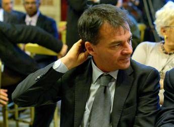 Fassina stronca i decreti del Jobs Act: Si torna agli anni '50. Damiano: Parlamento non rispettato Fassina stronca i decreti del Jobs Act: Si torna agli anni '50. Damiano: Parlamento non rispettato