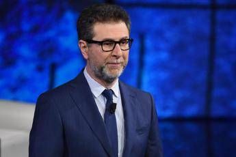 Fabio Fazio: Sgombero Cara disumano Fabio Fazio: Sgombero Cara disumano