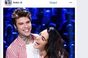 Fedez fa sparire foto con Levante, Lucarelli ironizza Fedez fa sparire foto con Levante, Lucarelli ironizza