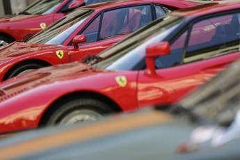 Rischio incendio, Ferrari richiama auto Rischio incendio, Ferrari richiama auto