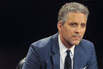 Coronavirus, Beppe Fiorello agli artisti: Fate vedere la vostra paura Coronavirus, Beppe Fiorello agli artisti: Fate vedere la vostra paura