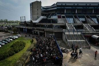 Coronavirus, caso Pomezia collegato a concerto Forum Assago Coronavirus, caso Pomezia collegato a concerto Forum Assago