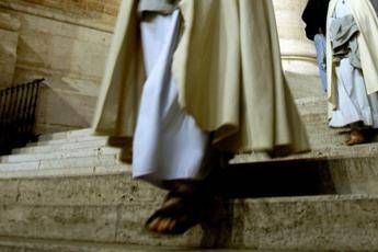 Ordini religiosi: Vergogna per abusi è punto non negoziabile Ordini religiosi: Vergogna per abusi è punto non negoziabile