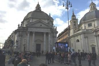 Frizzi, oggi i funerali Frizzi, oggi i funerali