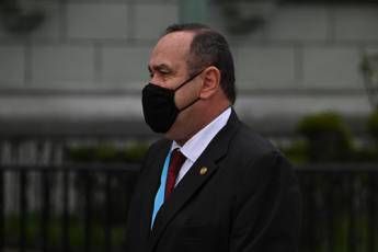 Coronavirus, contagiato il presidente del Guatemala Coronavirus, contagiato il presidente del Guatemala