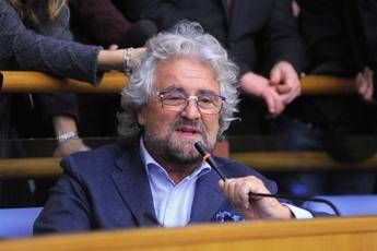 Diciotti, l'ironia di Grillo Diciotti, l'ironia di Grillo
