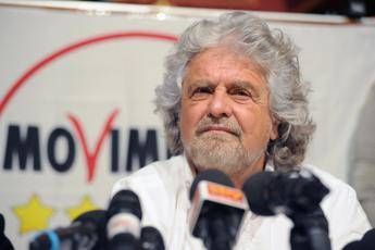 Rispunta norma 'ammazza blog' contro Grillo, M5S insorge: La bloccheremo Rispunta norma 'ammazza blog' contro Grillo, M5S insorge: La bloccheremo