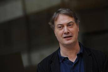 Guzzanti: Truffato da amico manager che mi svuotava conti Guzzanti: Truffato da amico manager che mi svuotava conti