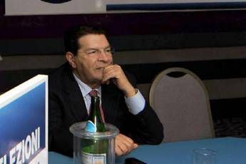 Calabria, Pino Gentile candidato da 49 anni: Investire sui giovani Calabria, Pino Gentile candidato da 49 anni: Investire sui giovani