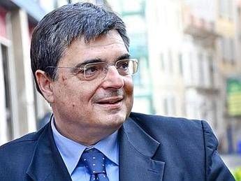 Gianfranco Ganau eletto presidente del Consiglio regionale Gianfranco Ganau eletto presidente del Consiglio regionale