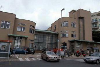 Gaslini primo ospedale con superfibra 10 gb, Toti: 'Istituto Genova eccellenza nel mondo' Gaslini primo ospedale con superfibra 10 gb, Toti: 'Istituto Genova eccellenza nel mondo'