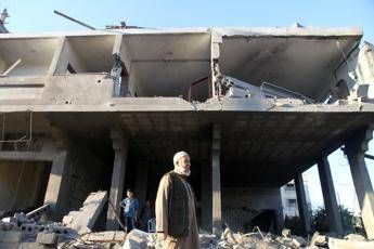 Ancora un morto nella Striscia di Gaza, bilancio sale a 196 vittime Ancora un morto nella Striscia di Gaza, bilancio sale a 196 vittime