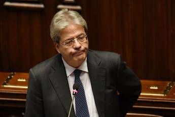 Gentiloni: Non cambio linea su articolo 18 e Jobs Act Gentiloni: Non cambio linea su articolo 18 e Jobs Act