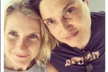 Amo la mia migliore amica, e ha il cancro: il commovente post dell'autrice di 'Mangia prega ama' Amo la mia migliore amica, e ha il cancro: il commovente post dell'autrice di 'Mangia prega ama'