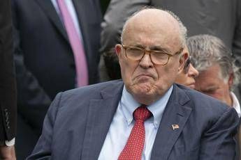 Rudolph Giuliani indagato per finanziamenti elettorali Rudolph Giuliani indagato per finanziamenti elettorali