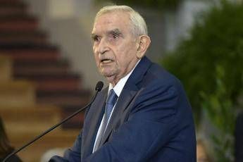 Manovra, Guzzetti: Negano il futuro ai bambini Manovra, Guzzetti: Negano il futuro ai bambini