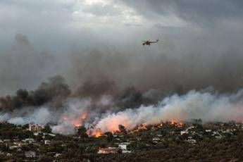 Conte condoles Greek wildfire victims, offers equipment Conte condoles Greek wildfire victims, offers equipment