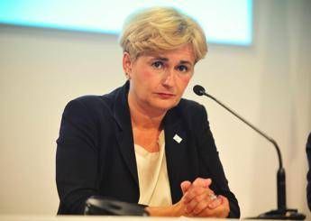 Guidi e l'intercettazione con il compagno, il ministro si dimette: Opportunità politica Guidi e l'intercettazione con il compagno, il ministro si dimette: Opportunità politica