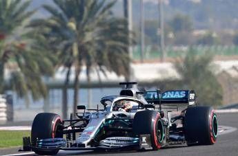 Hamilton in pole ad Abu Dhabi, Ferrari in seconda fila Hamilton in pole ad Abu Dhabi, Ferrari in seconda fila
