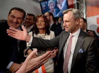 Austria, Mammone: Se vince Hofer tensioni con l'Italia sul Sud Tirolo Austria, Mammone: Se vince Hofer tensioni con l'Italia sul Sud Tirolo