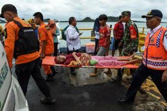Tsunami in Indonesia, 430 i morti Tsunami in Indonesia, 430 i morti