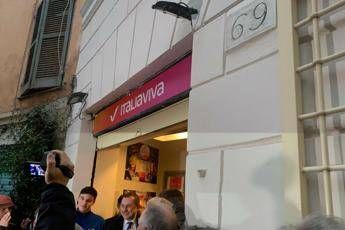 Italia Viva inaugura sede a Roma: fu del Pci e poi del Pd Italia Viva inaugura sede a Roma: fu del Pci e poi del Pd