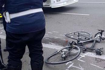 Roma, ciclista travolto e ucciso da pullman Roma, ciclista travolto e ucciso da pullman
