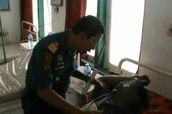 Indonesia, esplode traghetto con 35 turisti a bordo: 2 morti Indonesia, esplode traghetto con 35 turisti a bordo: 2 morti