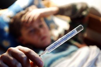 Influenza e virus 'cugini', 14 milioni a letto e più rischio complicanze