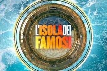 Isola dei Famosi, un naufrago a rischio squalifica Isola dei Famosi, un naufrago a rischio squalifica