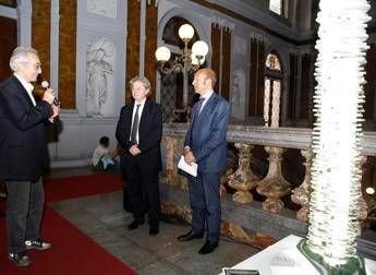 Oikos con Massimo Roj. Progetto CMR ha presentato Oxygen Eco-Tower a Palazzo Litta - Fuorisalone 2015 Oikos con Massimo Roj. Progetto CMR ha presentato Oxygen Eco-Tower a Palazzo Litta - Fuorisalone 2015