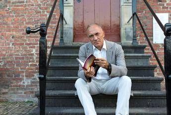 In viaggio con la luce: Roberto Pinelli racconta le nuove frontiere dell'oculistica In viaggio con la luce: Roberto Pinelli racconta le nuove frontiere dell'oculistica