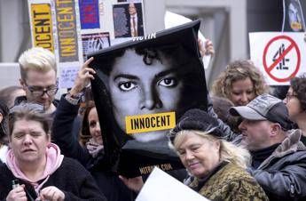 Leaving Neverland, arriva sul Nove il documentario choc Leaving Neverland, arriva sul Nove il documentario choc